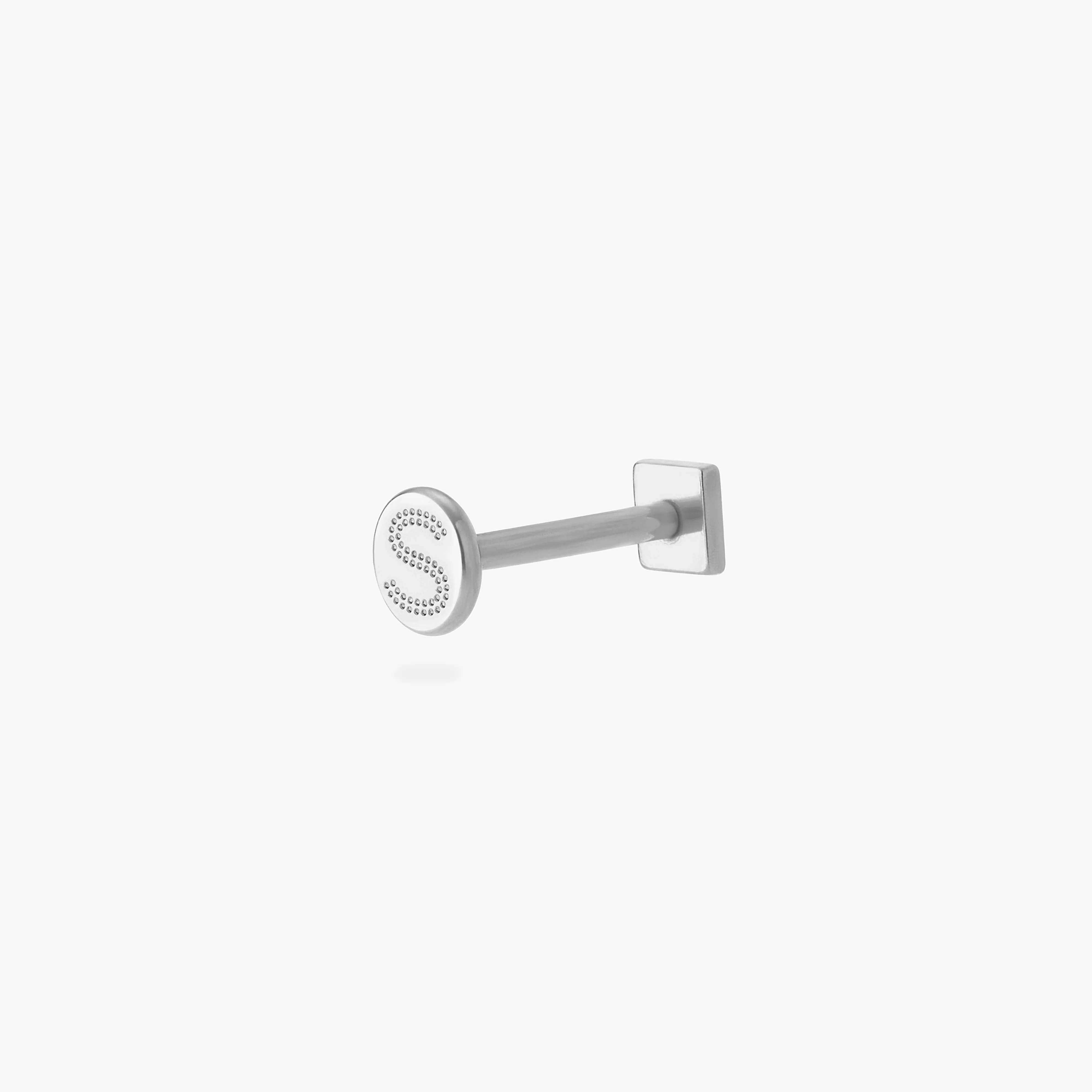 147-pyramid-flatback-stud-10.webp Pyramid Flatback Stud