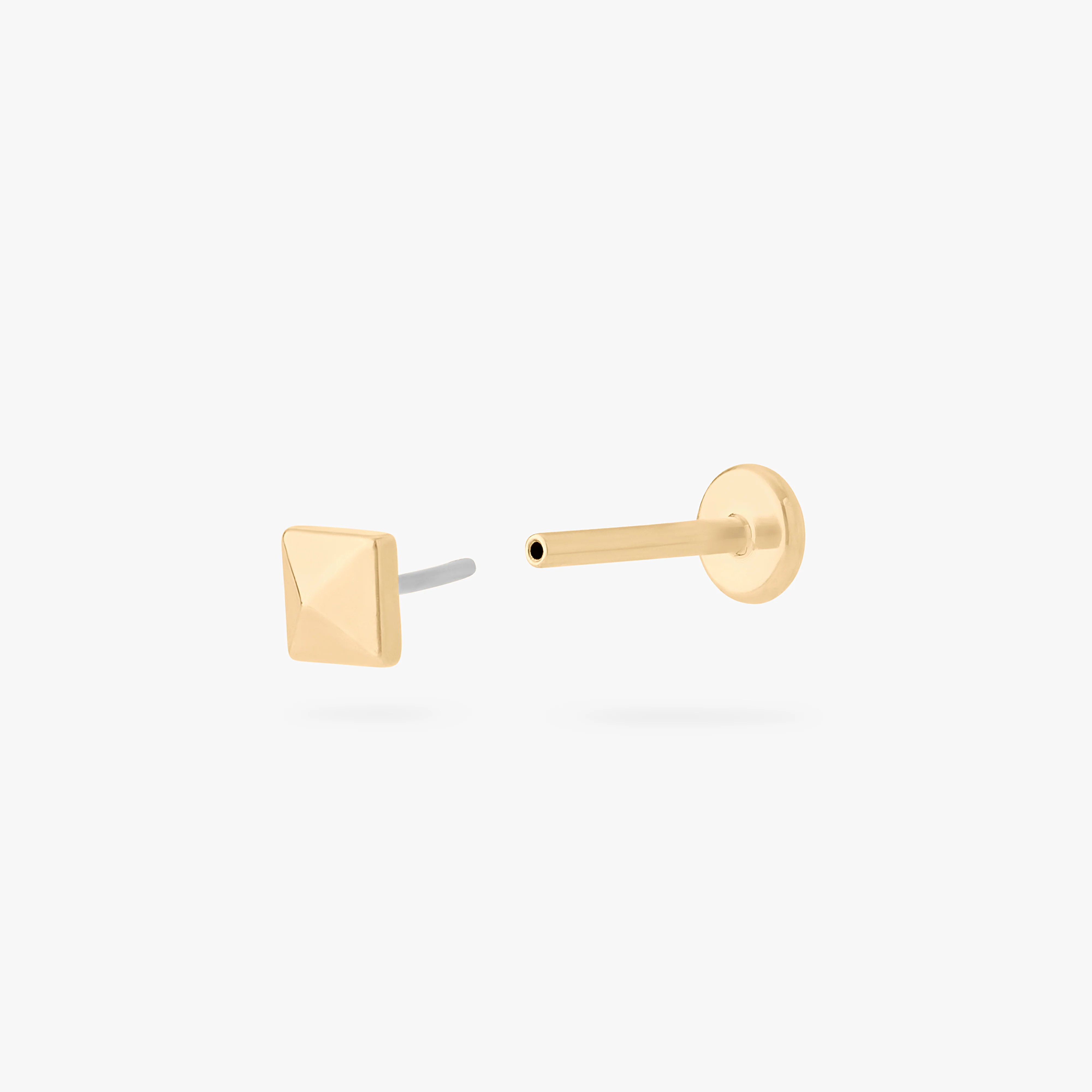 147-pyramid-flatback-stud-3.webp Pyramid Flatback Stud