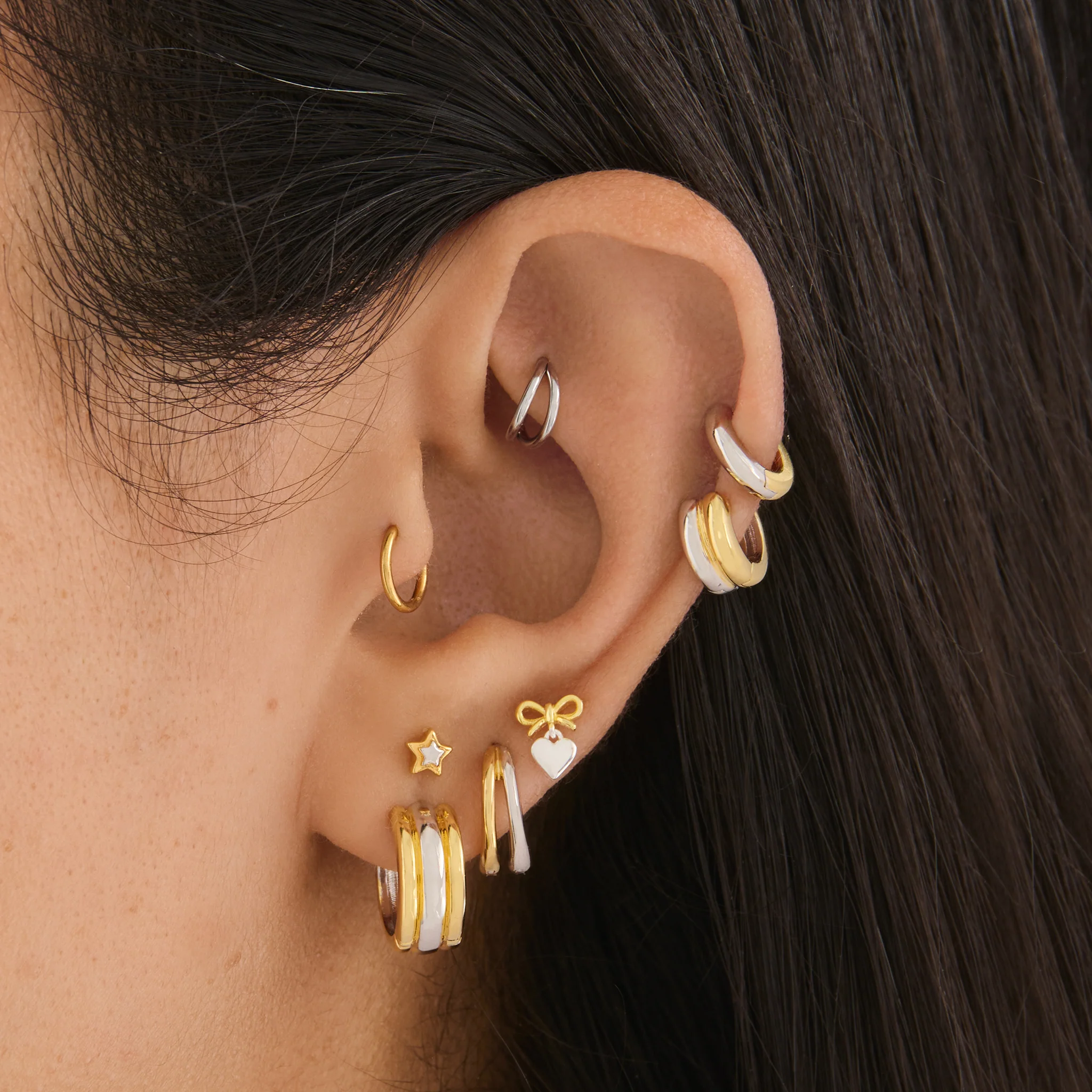 156-two-tone-chunky-hoop-2.webp Two Tone Chunky Hoop