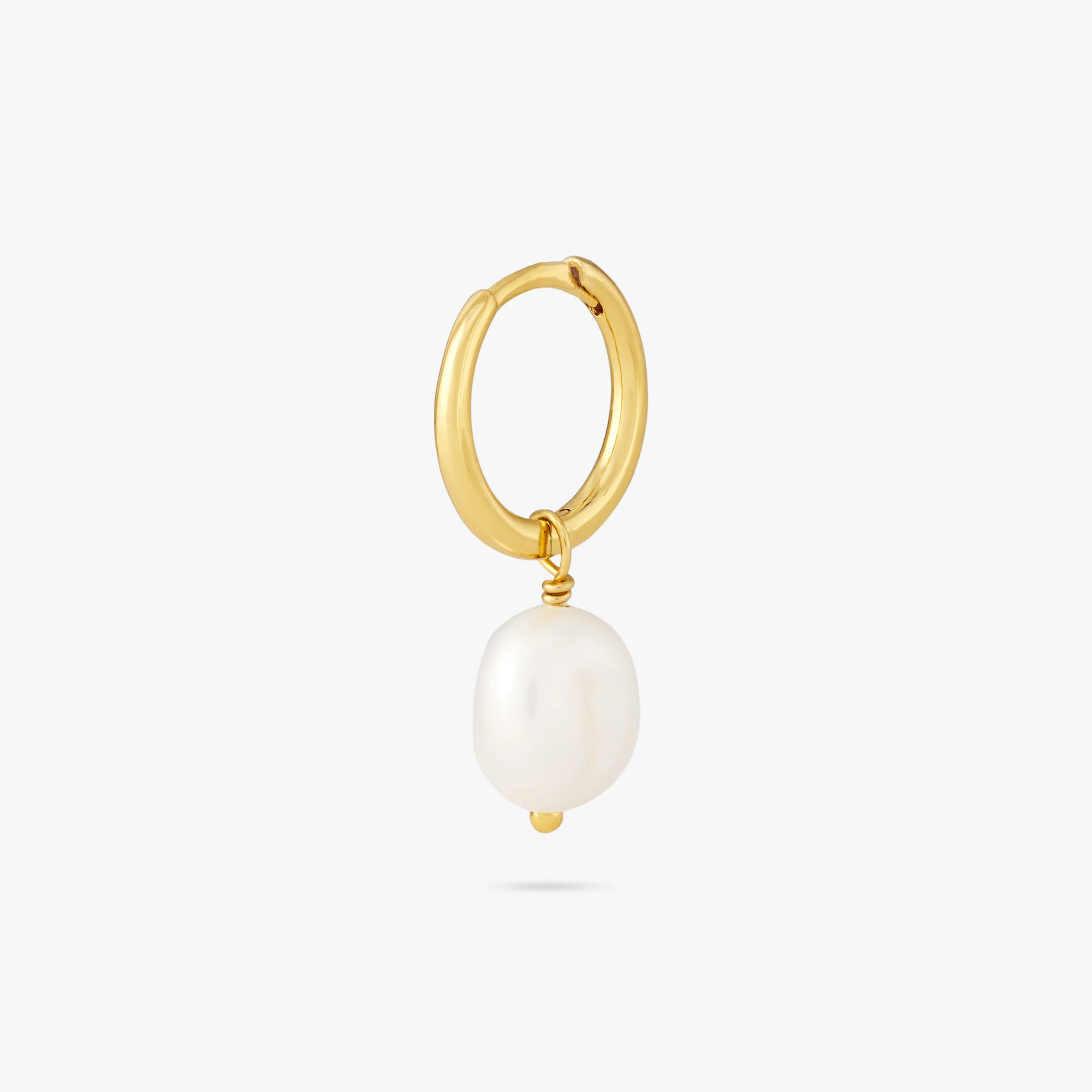16-baroque-pearl-huggie-1.webp Baroque Pearl Huggie