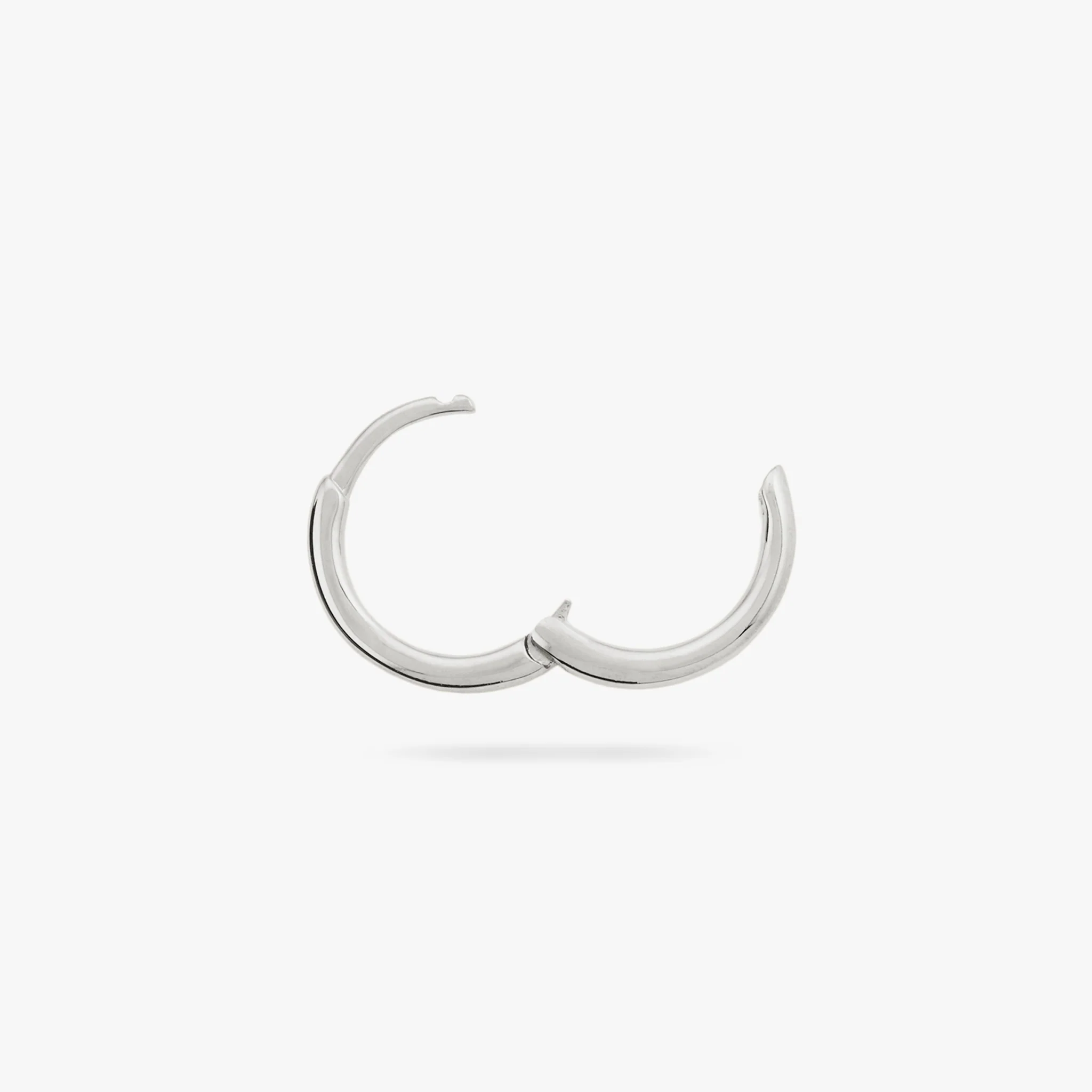 19-small-slim-huggie-6.webp Small Slim Huggie