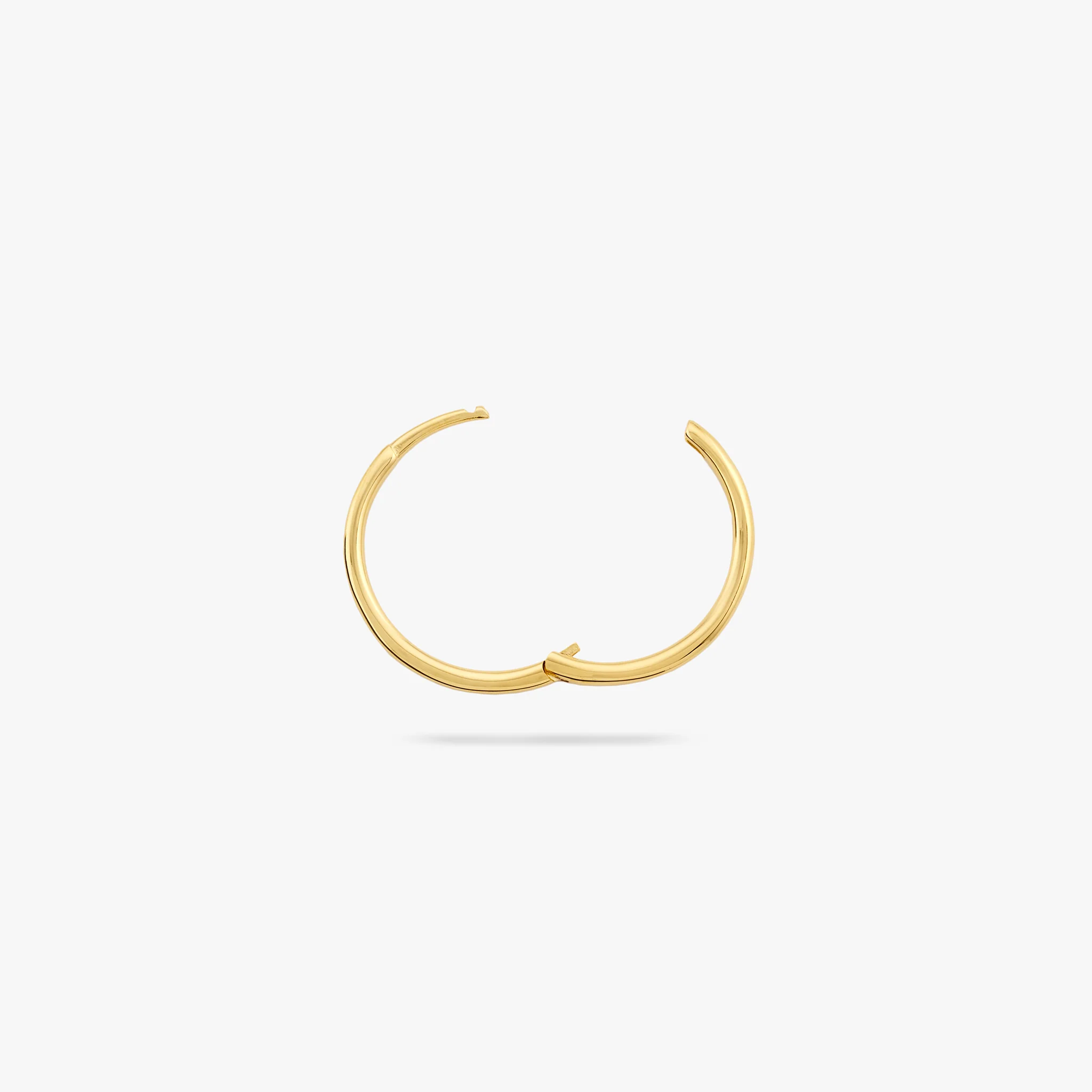 312-medium-slim-hoop-3.webp Medium Slim Hoop