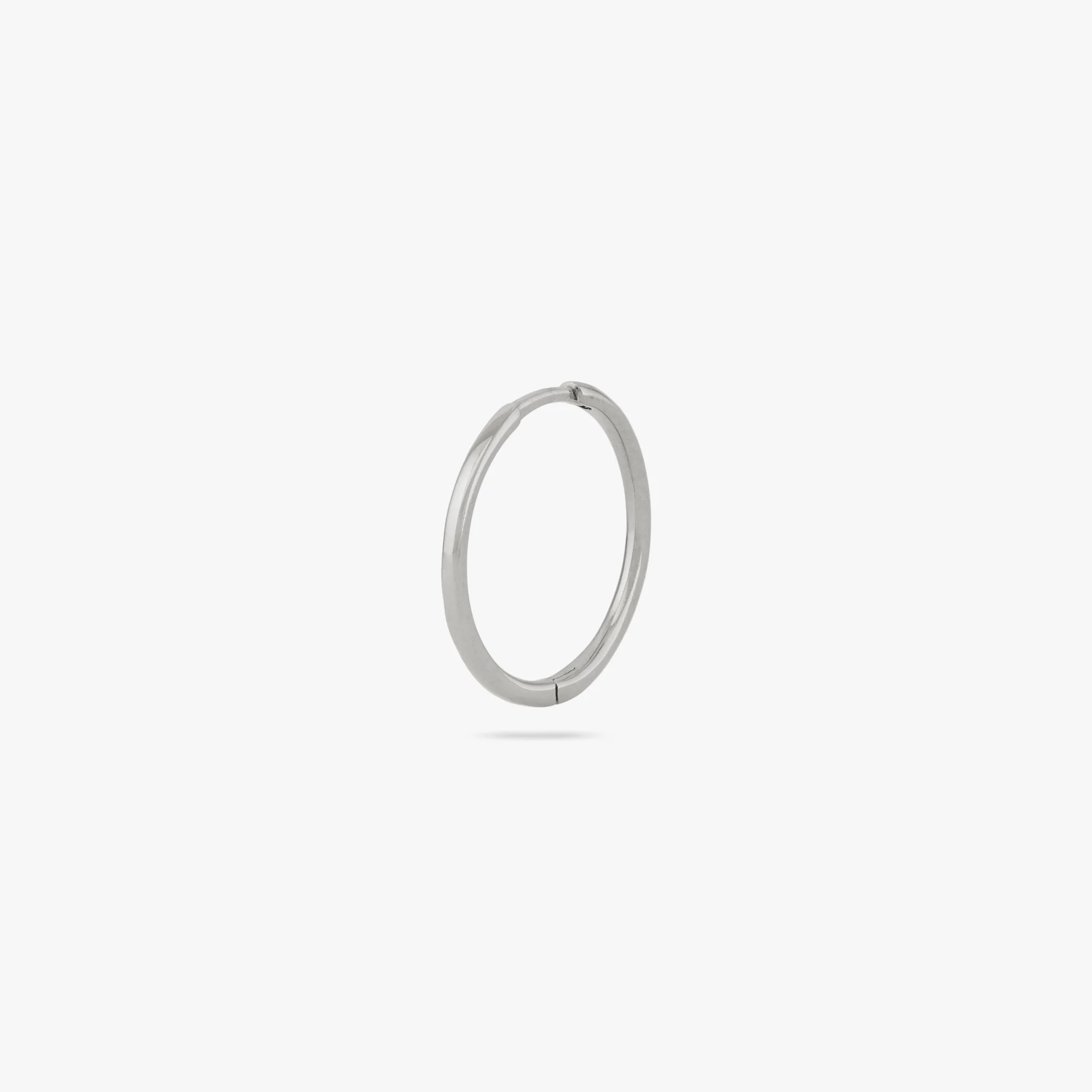 312-medium-slim-hoop-6.webp Medium Slim Hoop