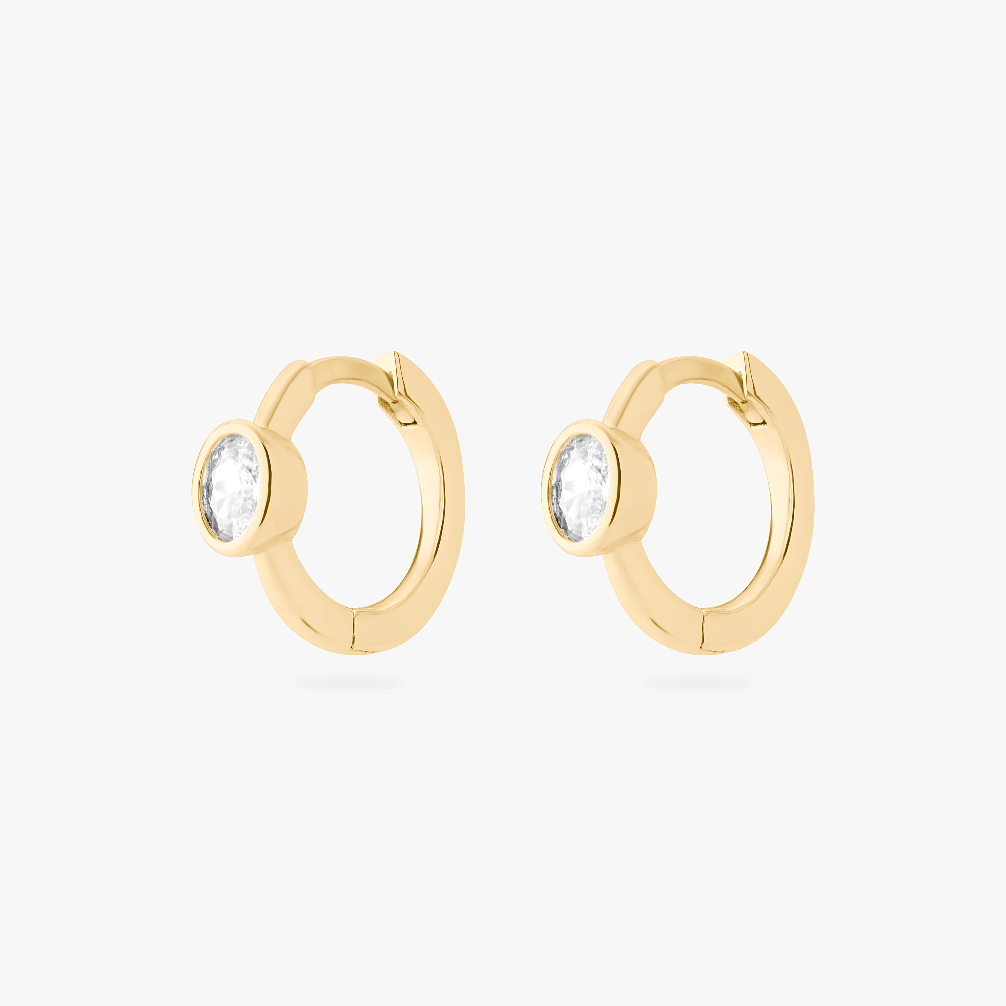 Oval Bezel Huggie