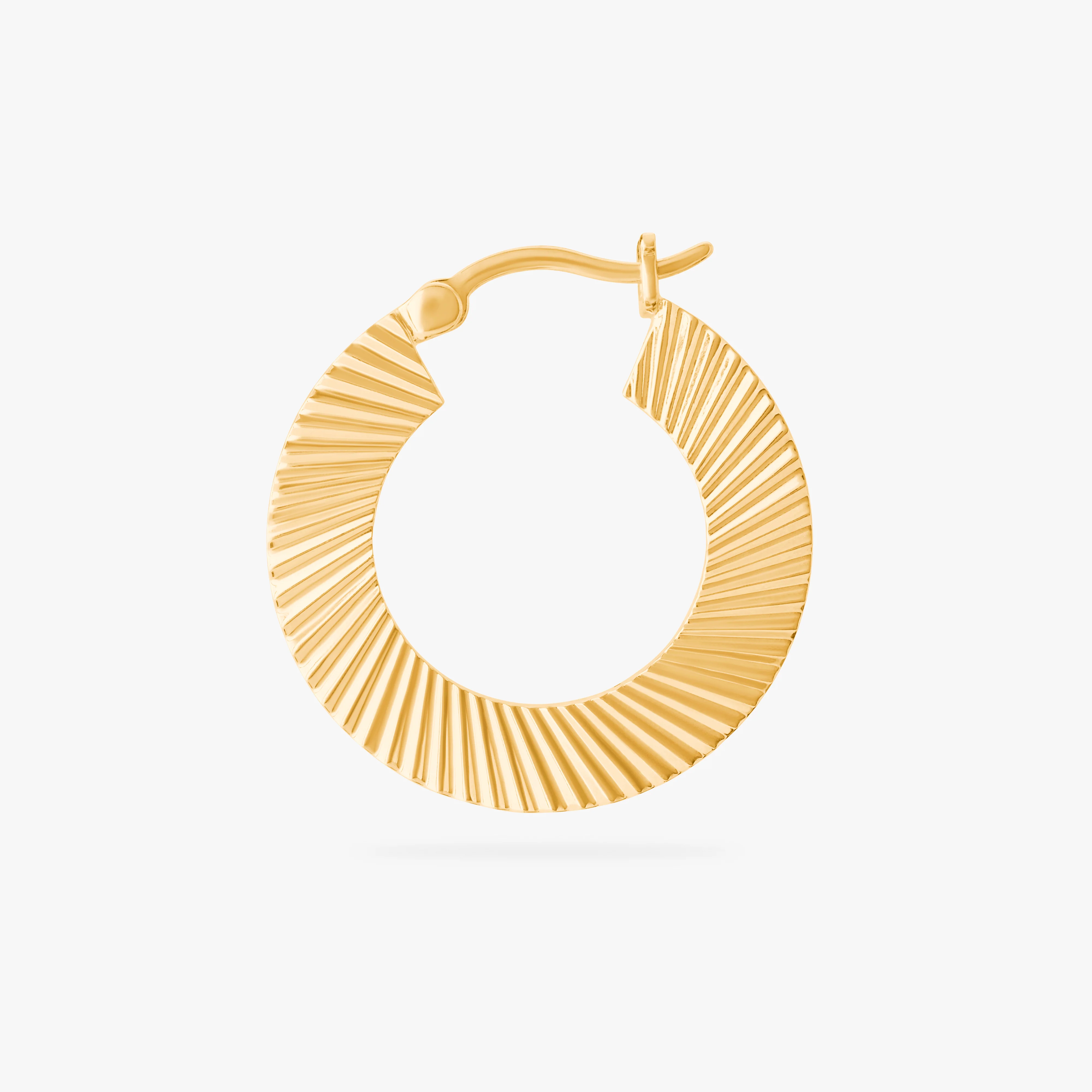 439-fluted-crescent-hoop-3.webp Fluted Crescent Hoop