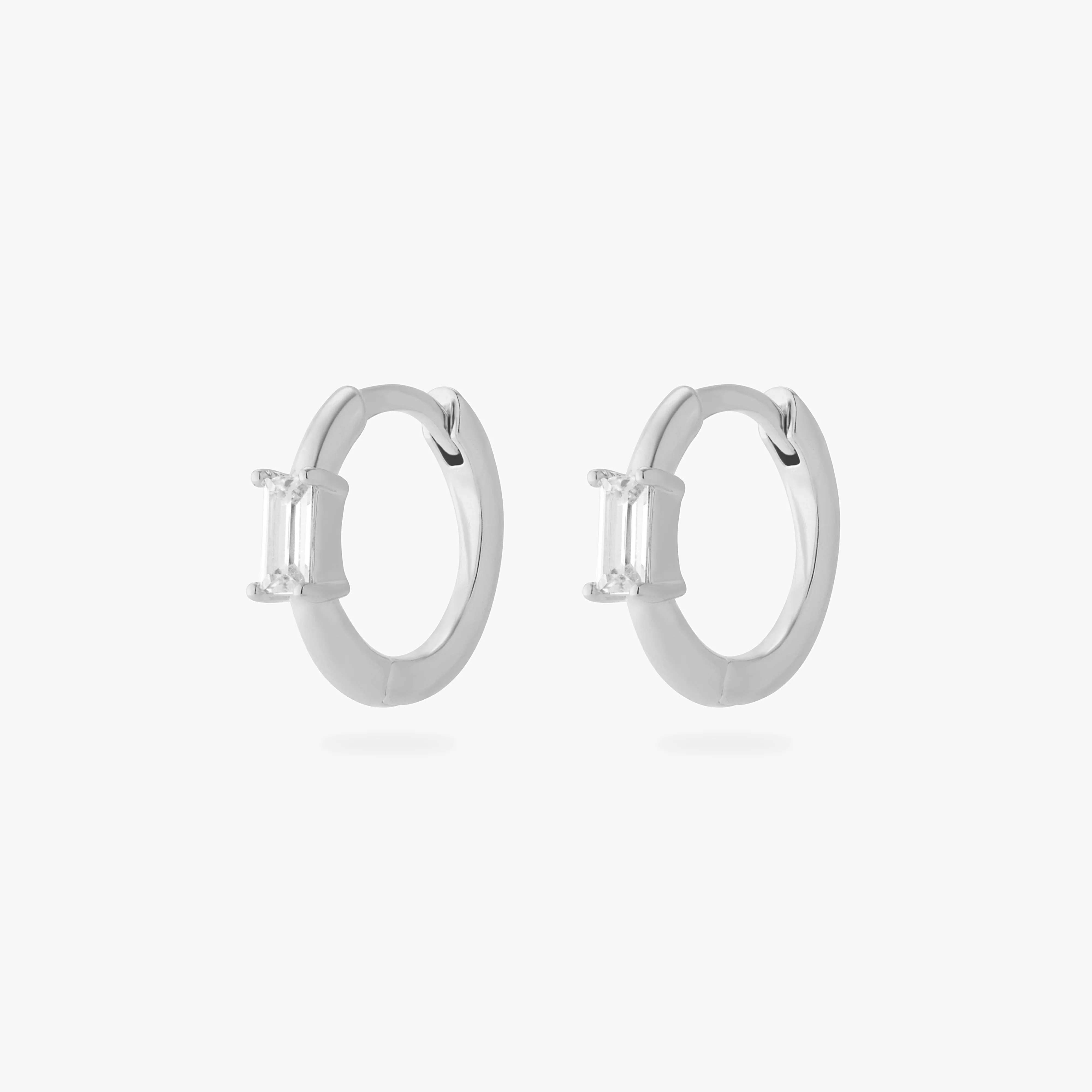 586-baguette-huggie-12.webp Baguette Huggie