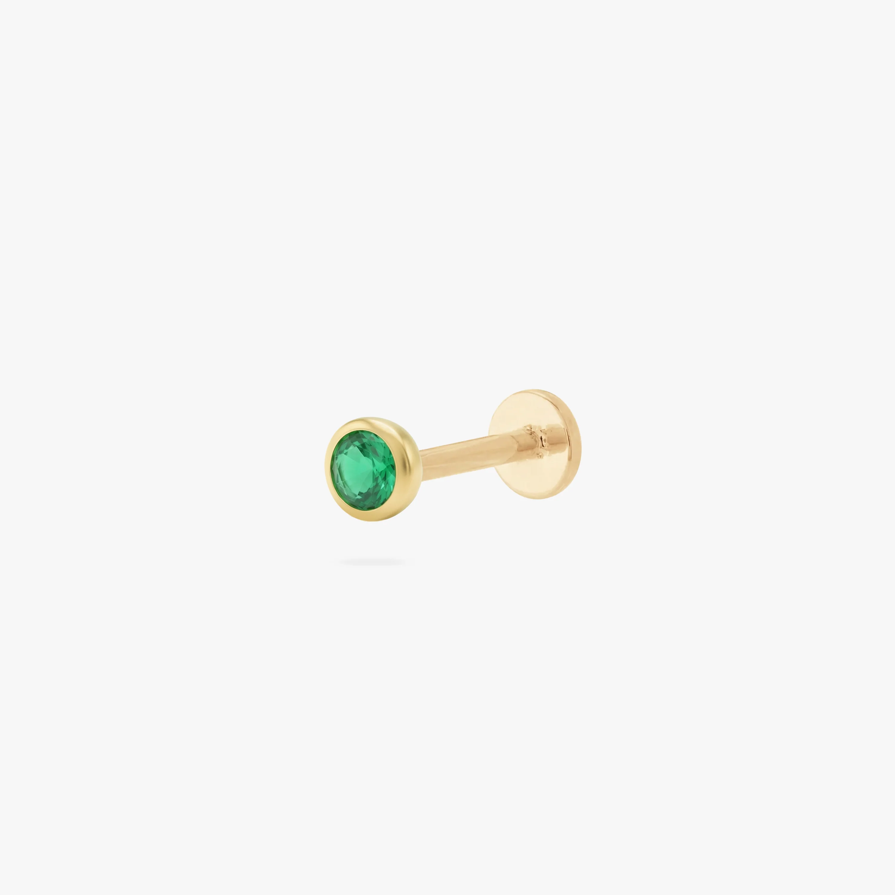 68-golden-titanium-bezel-cz-flatback-stud-1.webp Golden Titanium Bezel CZ Flatback Stud